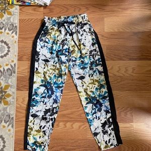 Floral print pants. Both dressy and casual<3